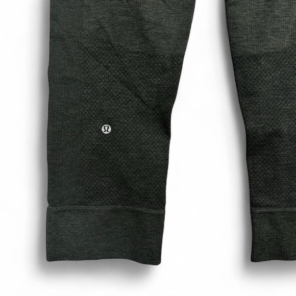 Lululemon Women’s Seamless Cropped Ribbed Leggings Olive Green Size 4 - Picture 2 of 4